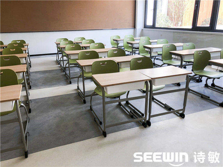 學生課桌椅