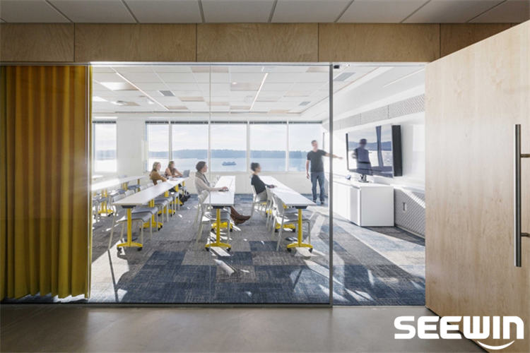 國際學(xué)校家具